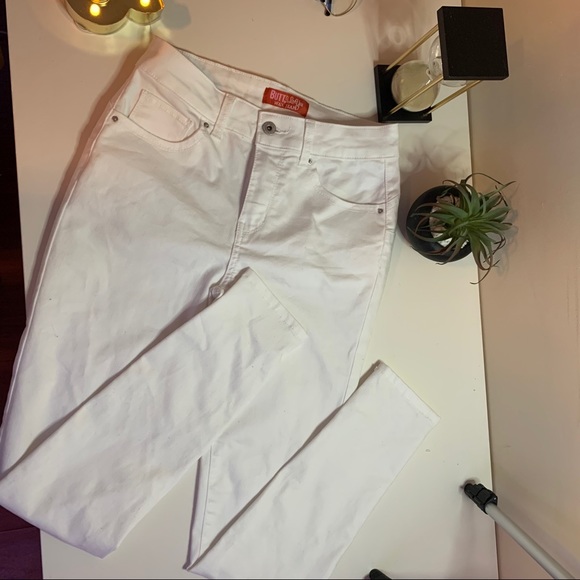 White Pants - Picture 2 of 3